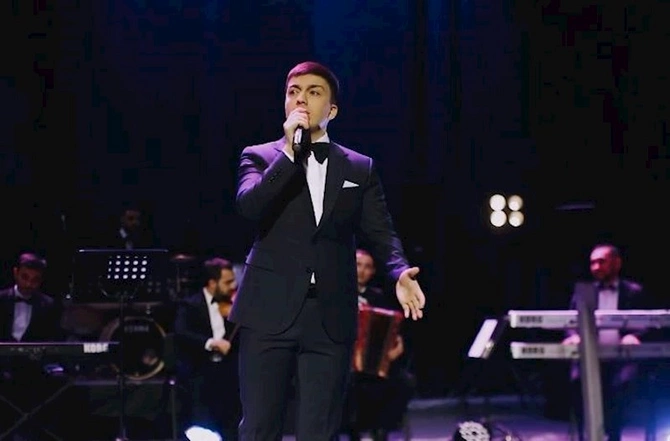 Mübariz Tağıyevin Gəncədə ilk solo konserti — FOTOLAR