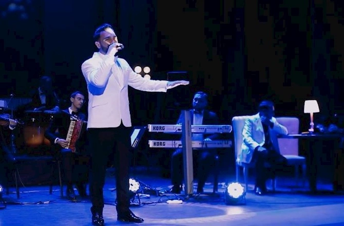 Mübariz Tağıyevin Gəncədə ilk solo konserti — FOTOLAR