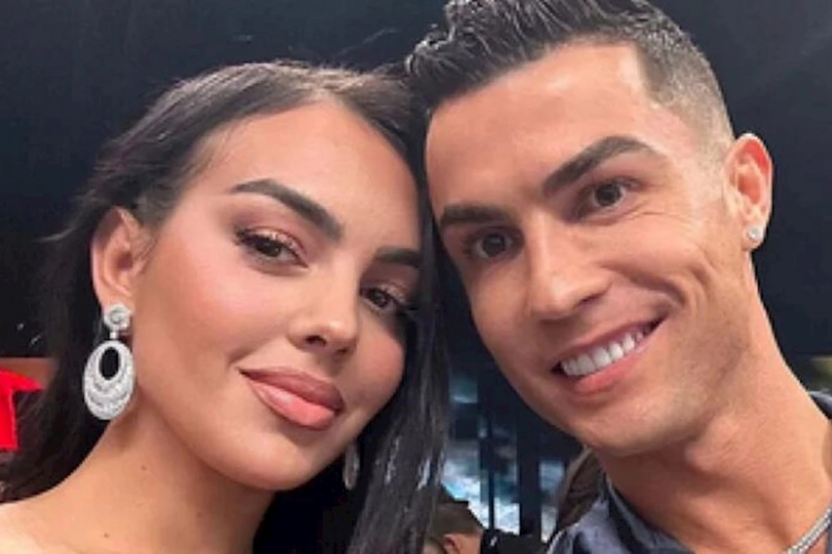 Ronaldodan sevgilisinə 100 MİNLİK HƏDİYYƏ