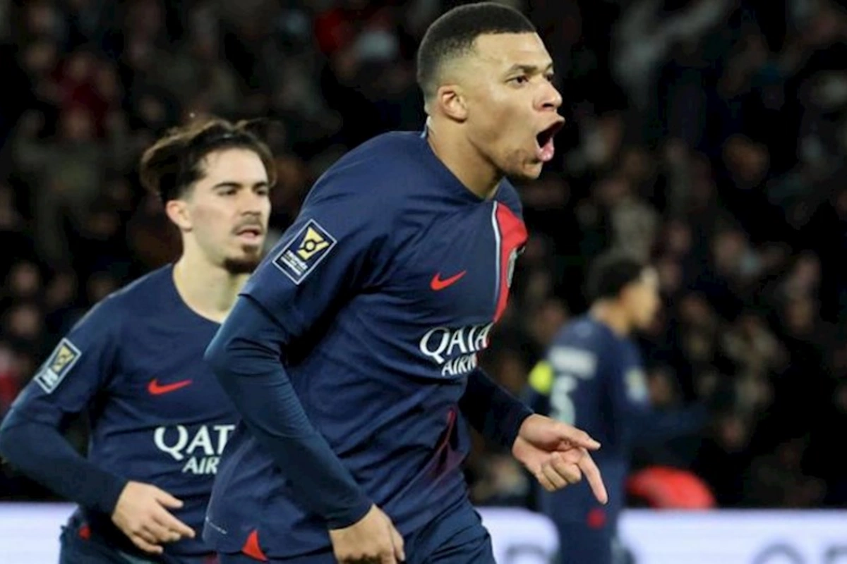 Kilian Mbappe PSJ-də yeni nailiyyətə imza atıb