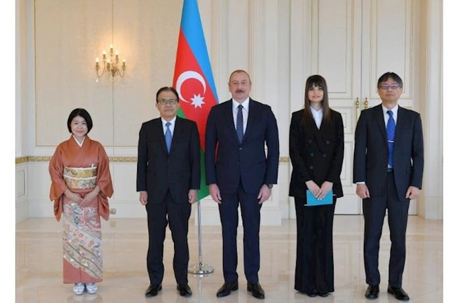 Prezident Yaponiyanın yeni səfirini qəbul etdi — YENİLƏNİB Prezident Yaponiyanın yeni səfirini qəbul etdi — YENİLƏNİB