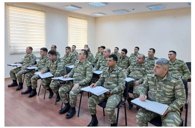 Orduda komandirlərin toplanışı keçirilir — FOTO