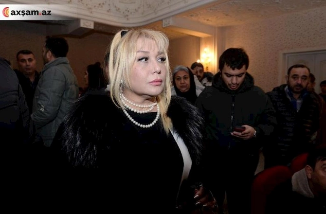 Kəmaləddin Heydərovun xanımı vida mərasimində — FOTOLAR Kəmaləddin Heydərovun xanımı vida mərasimində — FOTOLAR