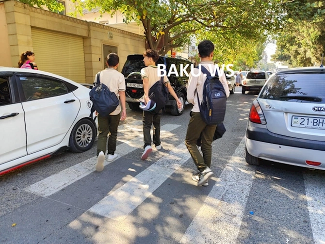 Bakıda orta məktəb şagirdlərini ölümə aparan yol — Nə baş verir? (VİDEO)