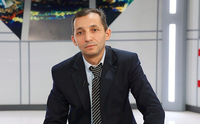 “Əgər bir insan öz geyimi ilə başqalarını qıcıqlandırırsa...” — Geyim əxlaq normasıdır?