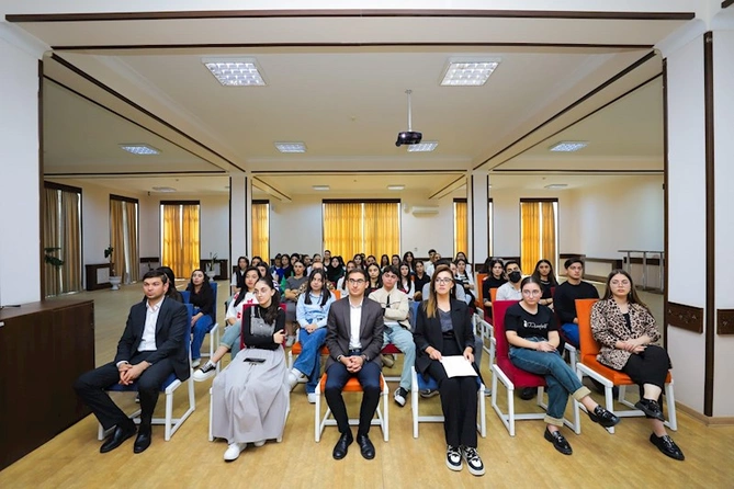 “Könüllülük pedaqogikasının öyrənilməsi” layihəsinin növbəti seminarı —FOTOLAR