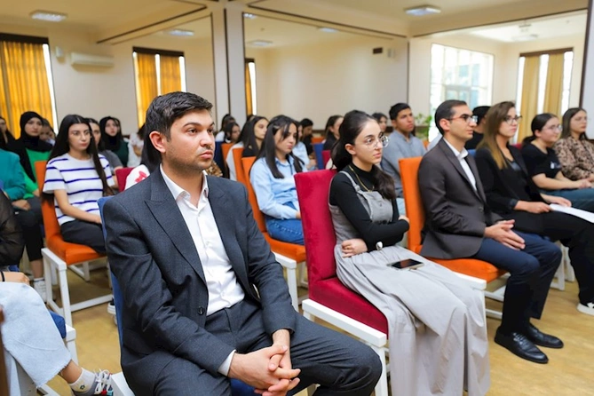 “Könüllülük pedaqogikasının öyrənilməsi” layihəsinin növbəti seminarı —FOTOLAR
