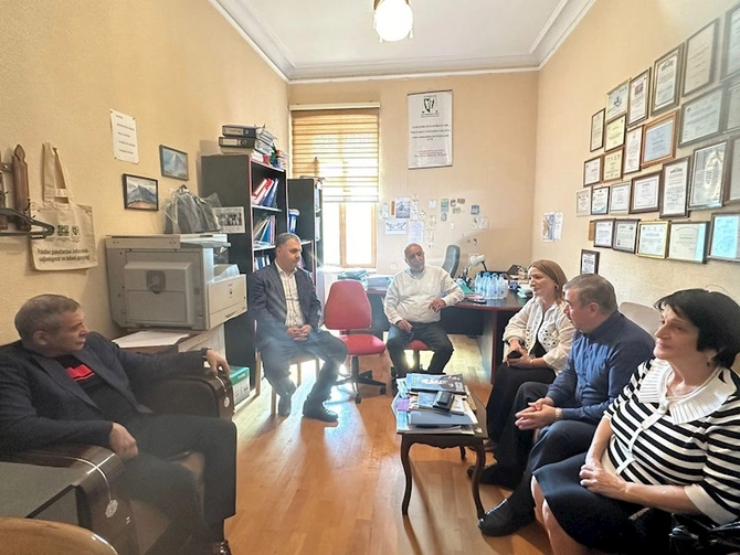 İctimai nəzarət güclənir — Media və QHT birgə hərəkət edəcək (FOTOLAR)