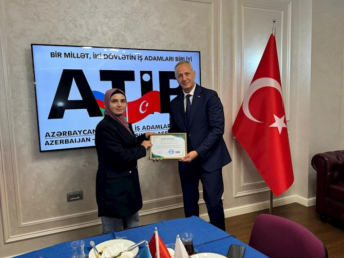 ATİB-in 20 illiyinə həsr olunmuş yazı müsabiqəsinin qalibləri mükafatlandırıldı — FOTOLAR