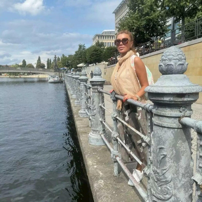 Xoşqədəm Almaniyada belə dincəlir — FOTOLAR Xoşqədəm Almaniyada belə dincəlir — FOTOLAR