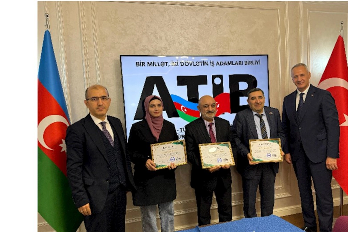 ATİB-in 20 illiyinə həsr olunmuş yazı müsabiqəsinin qalibləri mükafatlandırıldı — FOTOLAR