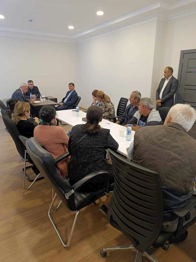 Qüdrət Həsənquliyev seçicilərlə görüş keçirib — FOTOLAR