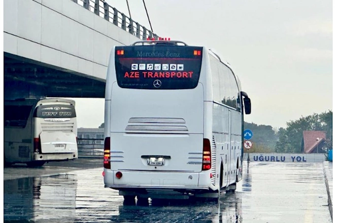 Laçına ilk müntəzəm avtobus reysi yola düşdü — FOTOLAR Laçına ilk müntəzəm avtobus reysi yola düşdü — FOTOLAR