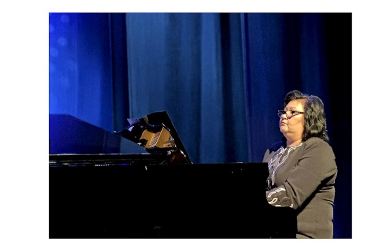 Qazax Kamera Xoru Gəncə Dövlət Filarmoniyasında konsert proqramı ilə çıxış edib — FOTOLAR