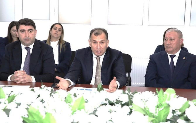AHİK sədri qurumun Əmək və Sоsial Münasibətlər Akademiyasında tədrisin vəziyyəti ilə maraqlanıb — FOTOLAR