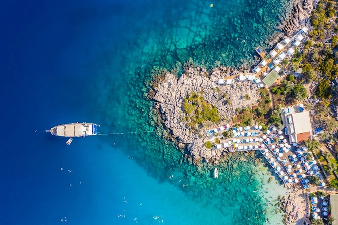 Antalyada yay mehinin son günlərinin dadını çıxarın — FOTOLAR