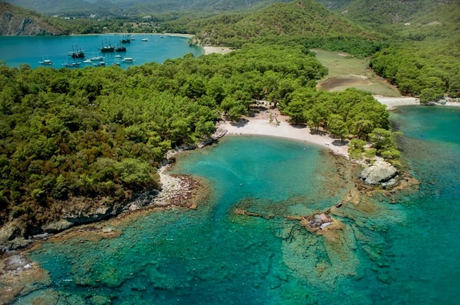Antalyada yay mehinin son günlərinin dadını çıxarın — FOTOLAR