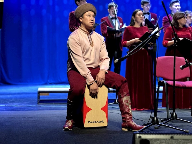 Qazax Kamera Xoru Gəncə Dövlət Filarmoniyasında konsert proqramı ilə çıxış edib — FOTOLAR
