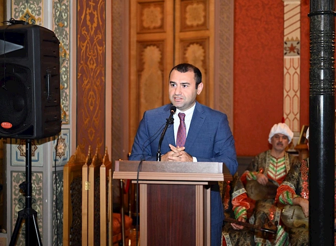 Şah İsmayıl Xətainin 516 yaşlı fərmanının təqdimatı keçirilib — FOTOLAR
