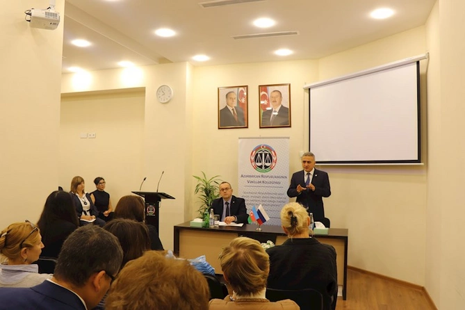Vəkillər Kollegiyasının sədri İrkutsk əyalətinin Vəkillər Palatasının nümayəndə heyəti ilə görüşüb — FOTOLAR