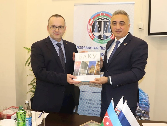 Vəkillər Kollegiyasının sədri İrkutsk əyalətinin Vəkillər Palatasının nümayəndə heyəti ilə görüşüb — FOTOLAR Vəkillər Kollegiyasının sədri İrkutsk əyalətinin Vəkillər Palatasının nümayəndə heyəti ilə görüşüb — FOTOLAR
