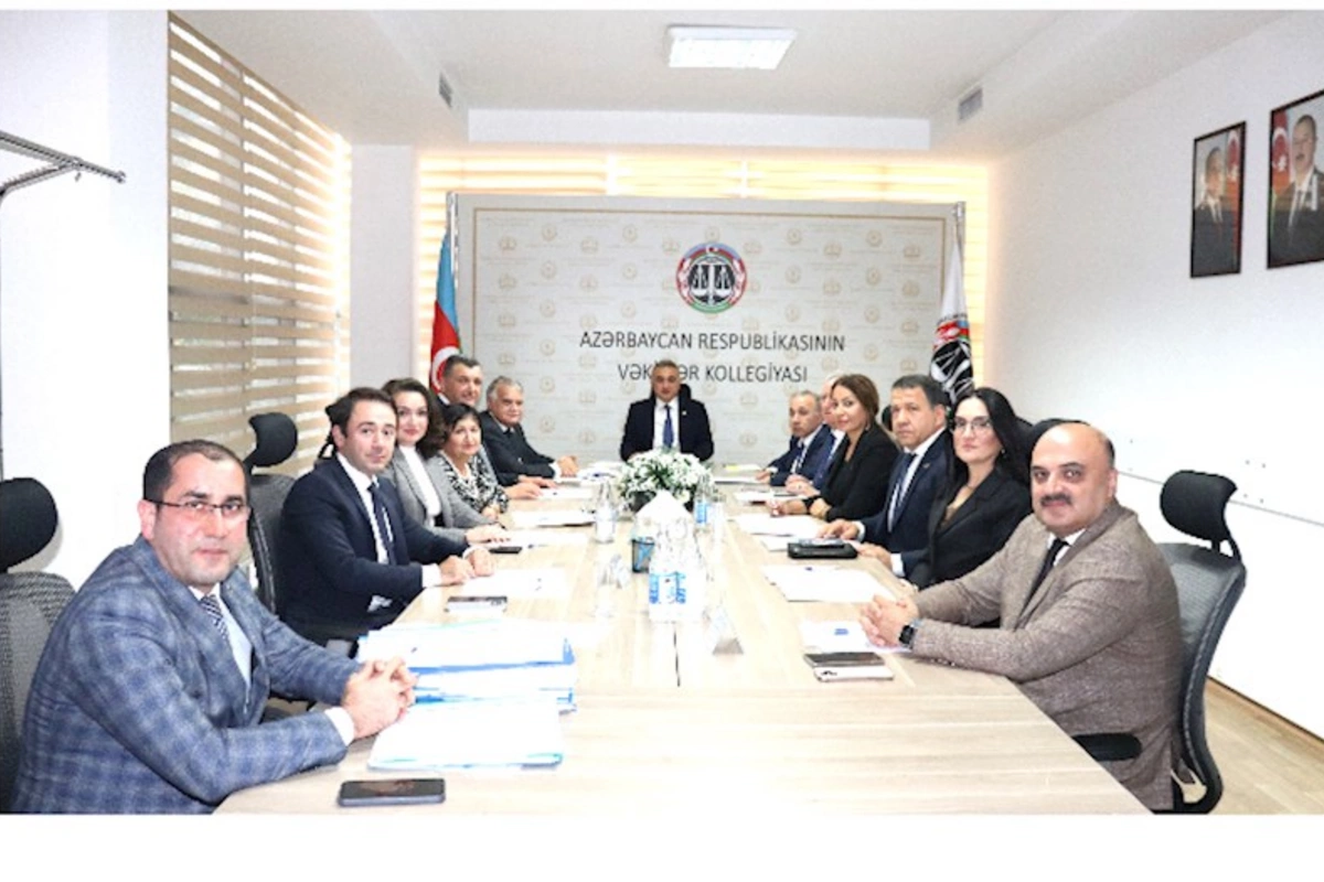 Vəkillər Kollegiyası Rəyasət Heyətinin növbəti iclası keçirilib — FOTO