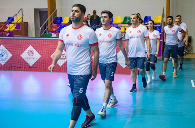 Veysəloğlunun 30 illik yubiley fəaliyyətləri çərçivəsində V-Cup adlı voleybol turniri yekunlaşdı — FOTOLAR