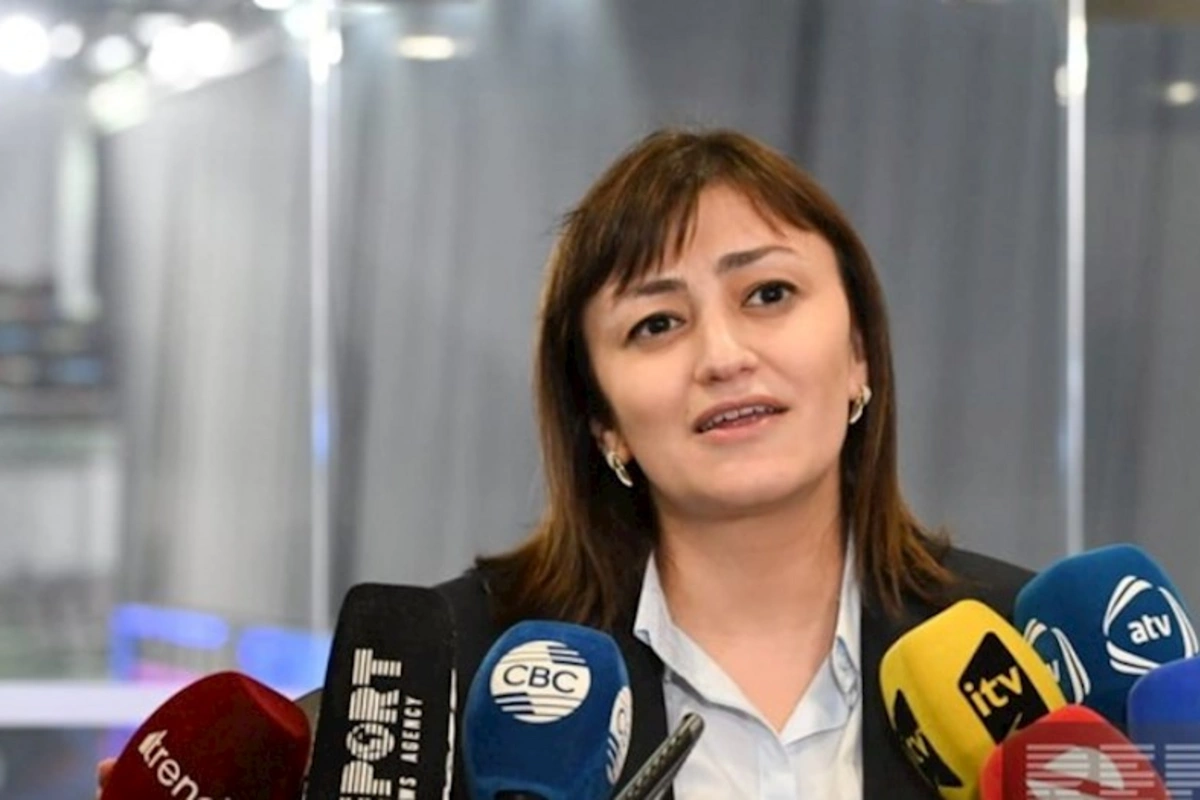 AGF rəsmisi: Azarkeşlər Milli Gimnastika Arenasında möhtəşəm ab-havaya şahidlik edirlər