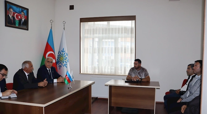 Milli Məclisin deputatı Vüqar Rəhimzadə seçiciləri ilə görüşüb — FOTOLAR