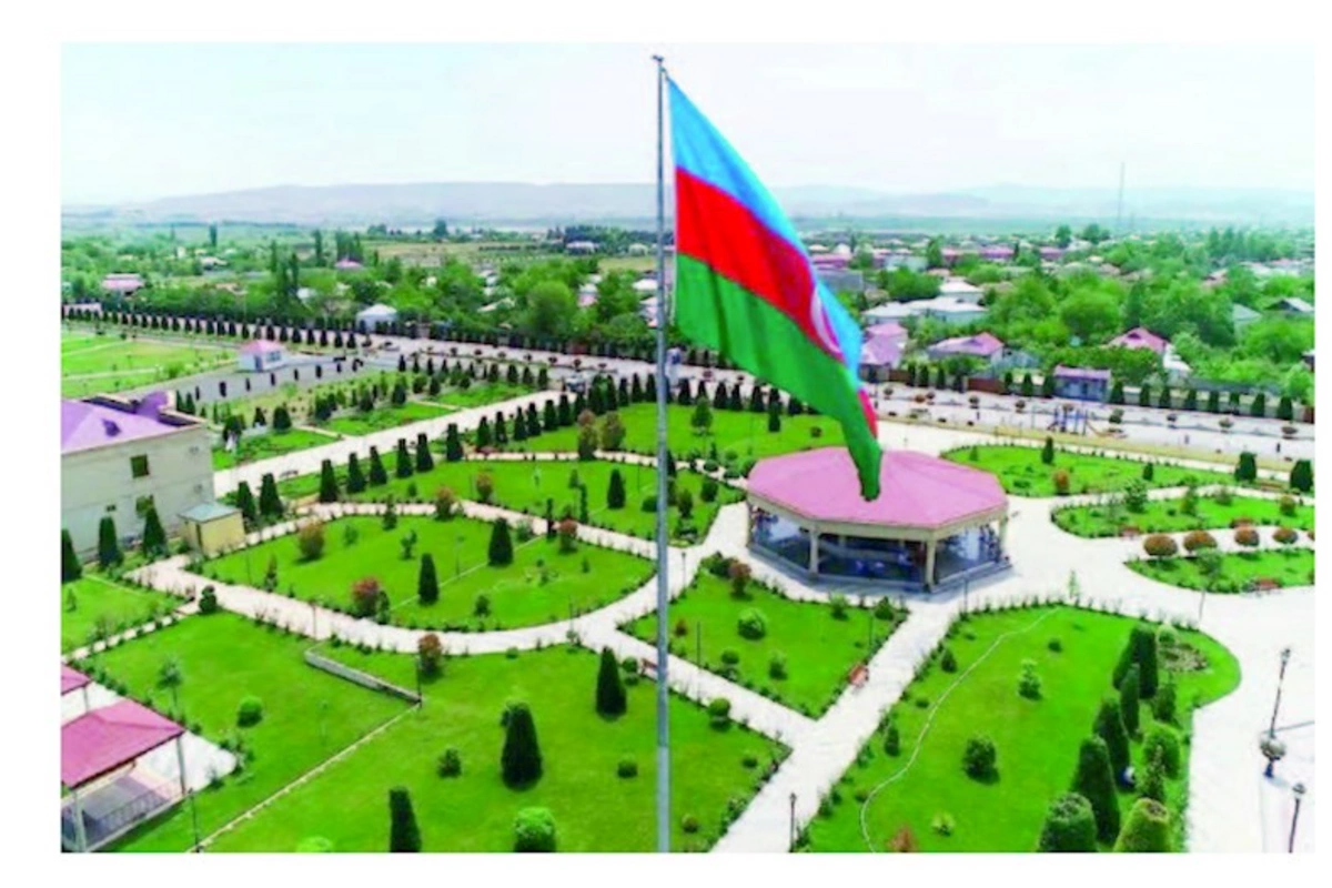 Döyüşən şəhər Füzuli sakinlərinə qucaq açıb