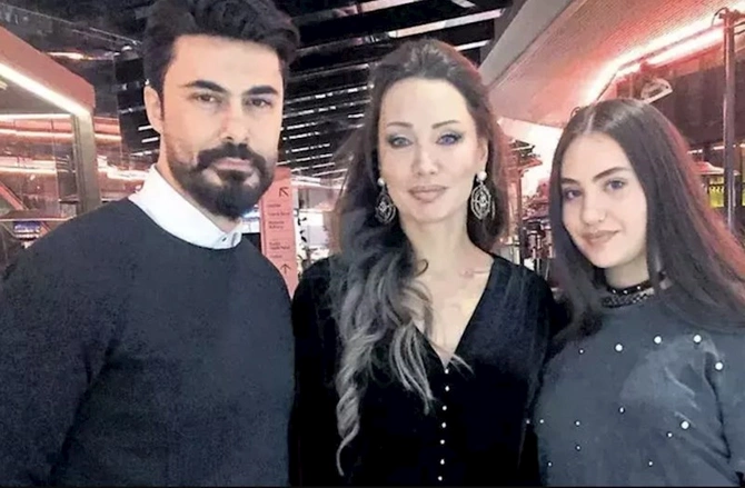 Məşhur müğənninin qızı narkoman imiş — Kömək istədi (FOTOLAR)