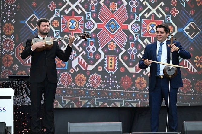 Füzulidə geniş konsert proqramı təqdim olunub — FOTOLAR