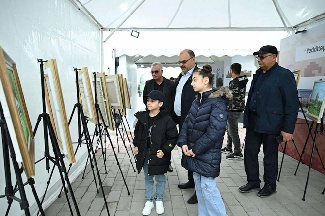 Füzulidə növbəti “Şəhər günü” keçirilir — FOTOLAR Füzulidə növbəti “Şəhər günü” keçirilir — FOTOLAR