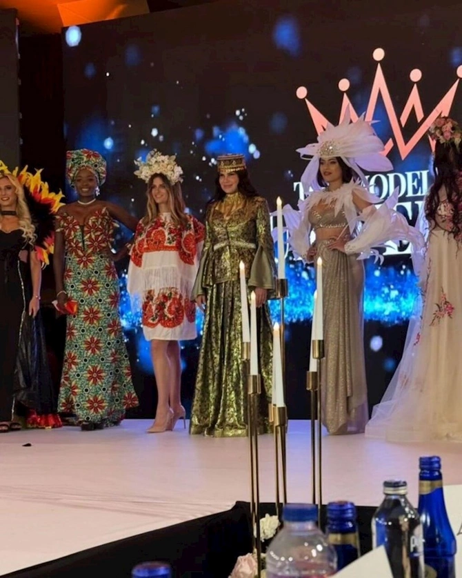Azərbaycanı “Miss Universe”də o təmsil etdi — FOTOLAR