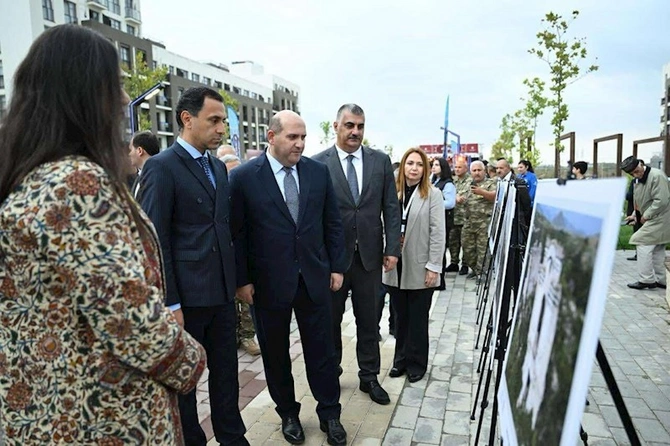 Füzulidə növbəti “Şəhər günü” keçirilir — FOTOLAR Füzulidə növbəti “Şəhər günü” keçirilir — FOTOLAR