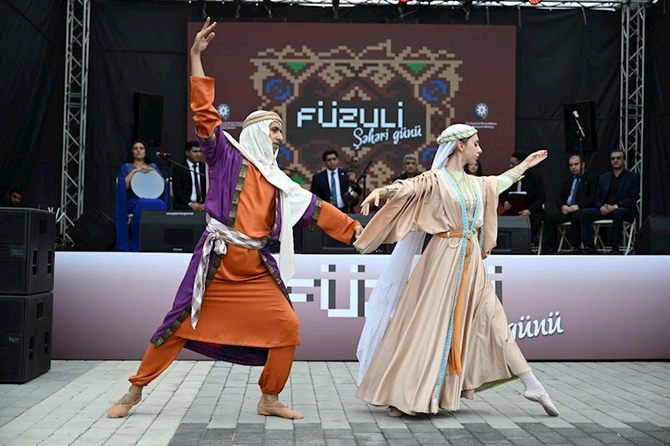 Füzulidə növbəti “Şəhər günü” keçirilir — FOTOLAR Füzulidə növbəti “Şəhər günü” keçirilir — FOTOLAR