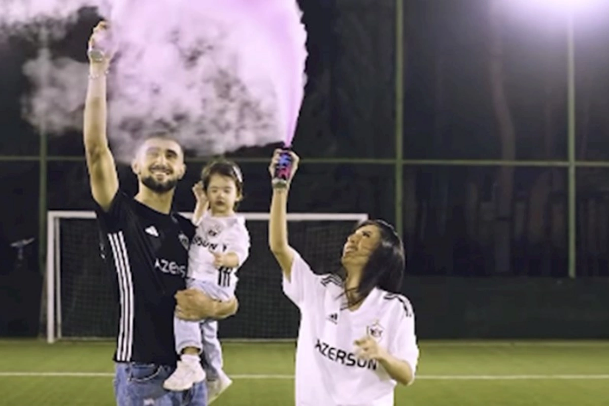 Xanımı “Qarabağ”ın futbolçusuna sürpriz etdi — VİDEO