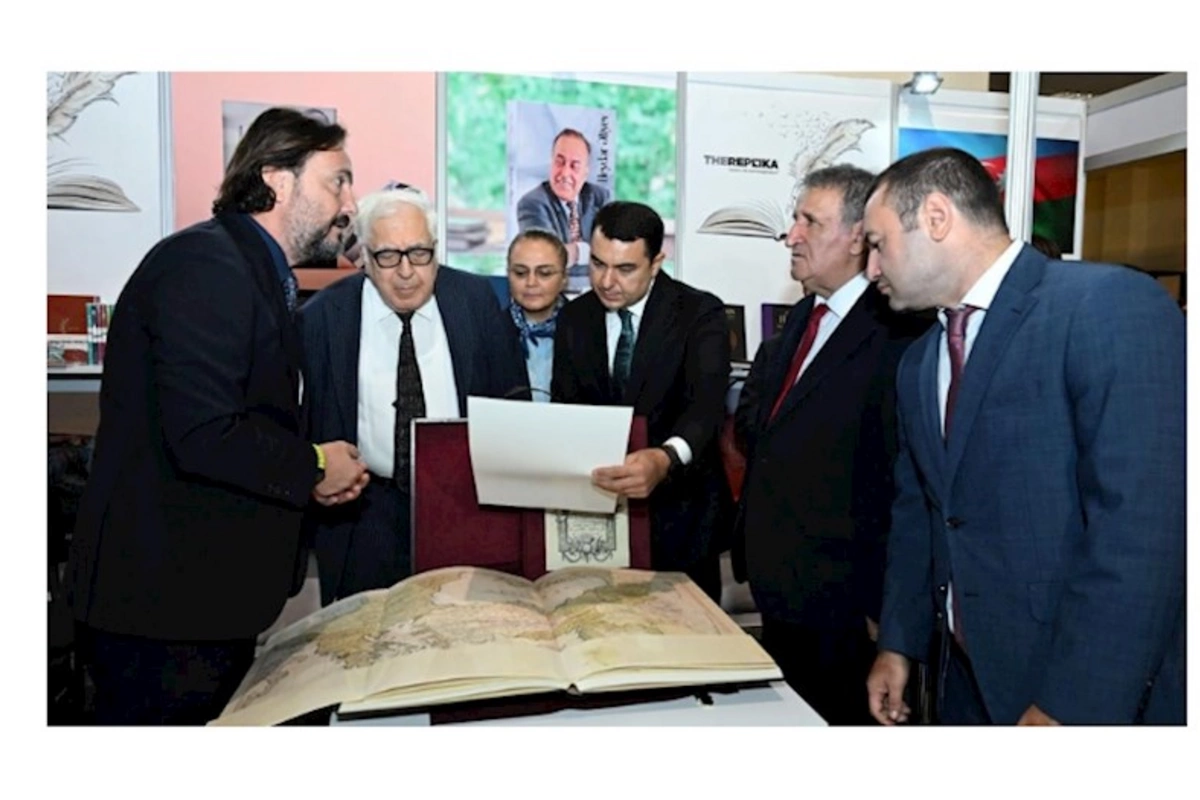 Paytaxtımızda X Beynəlxalq Kitab Sərgisi başlandı — FOTOLAR