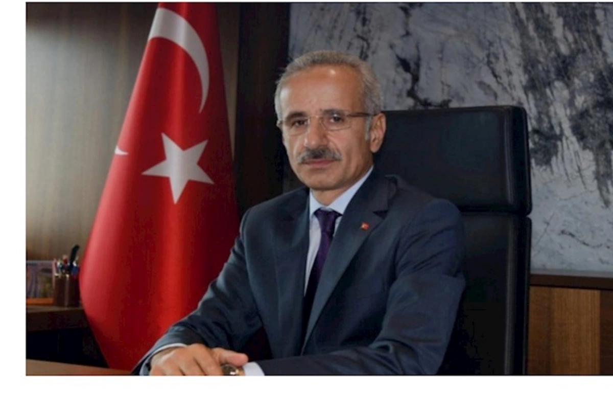 Türkiyəli nazir Azərbaycanı təbrik etdi