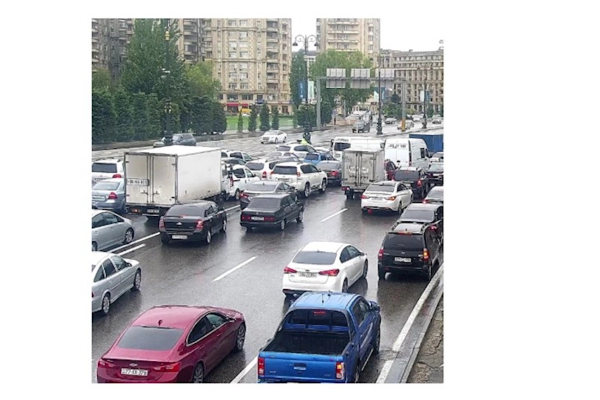 Bakının bağlı olan yollarının SİYAHISI