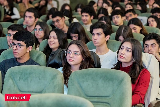 “Bakcell” UNEC-də keçirilən İnnovasiya Həftəsinin əsas tərəfdaşıdır — FOTOLAR