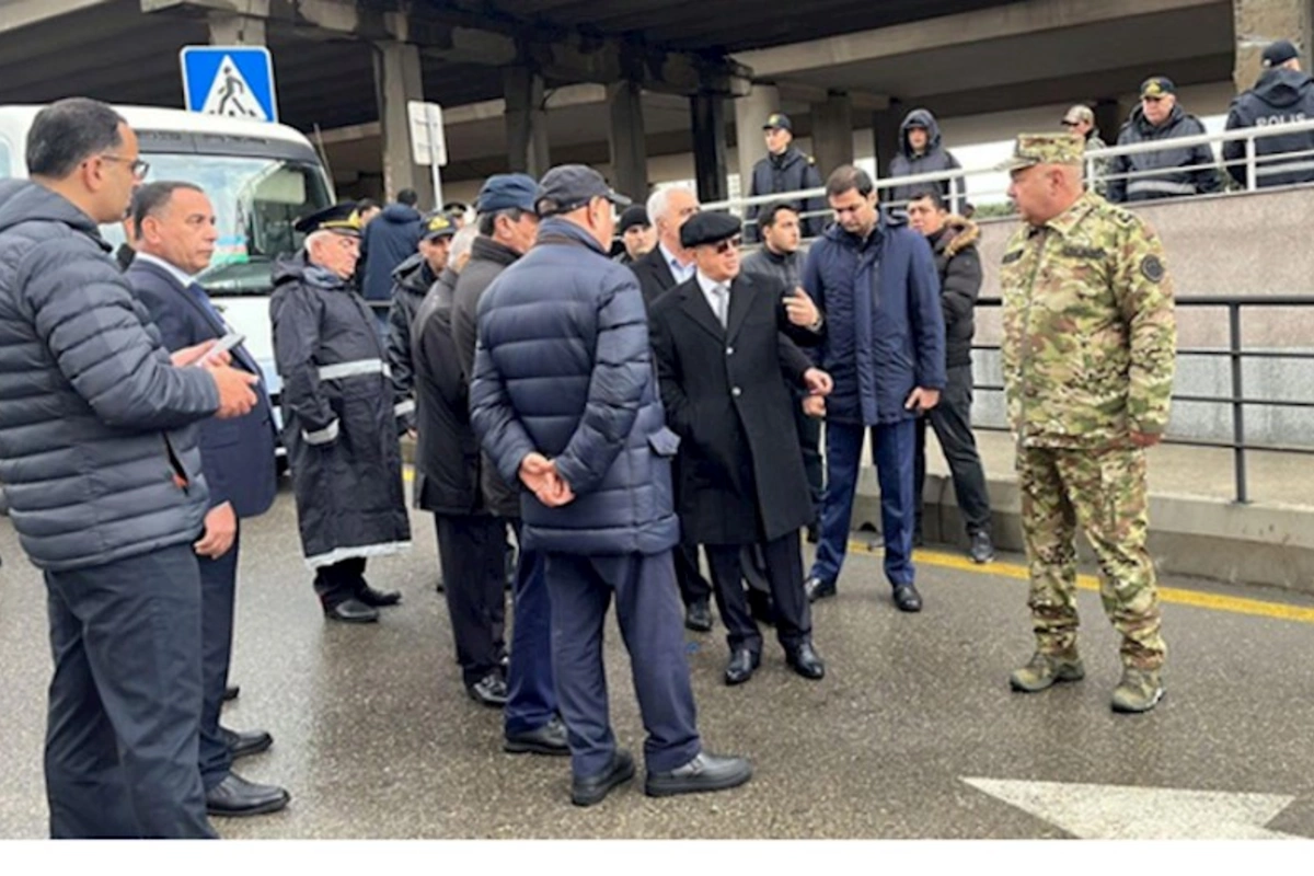 Kəmaləddin Heydərov su basmış ərazilərdə — FOTO