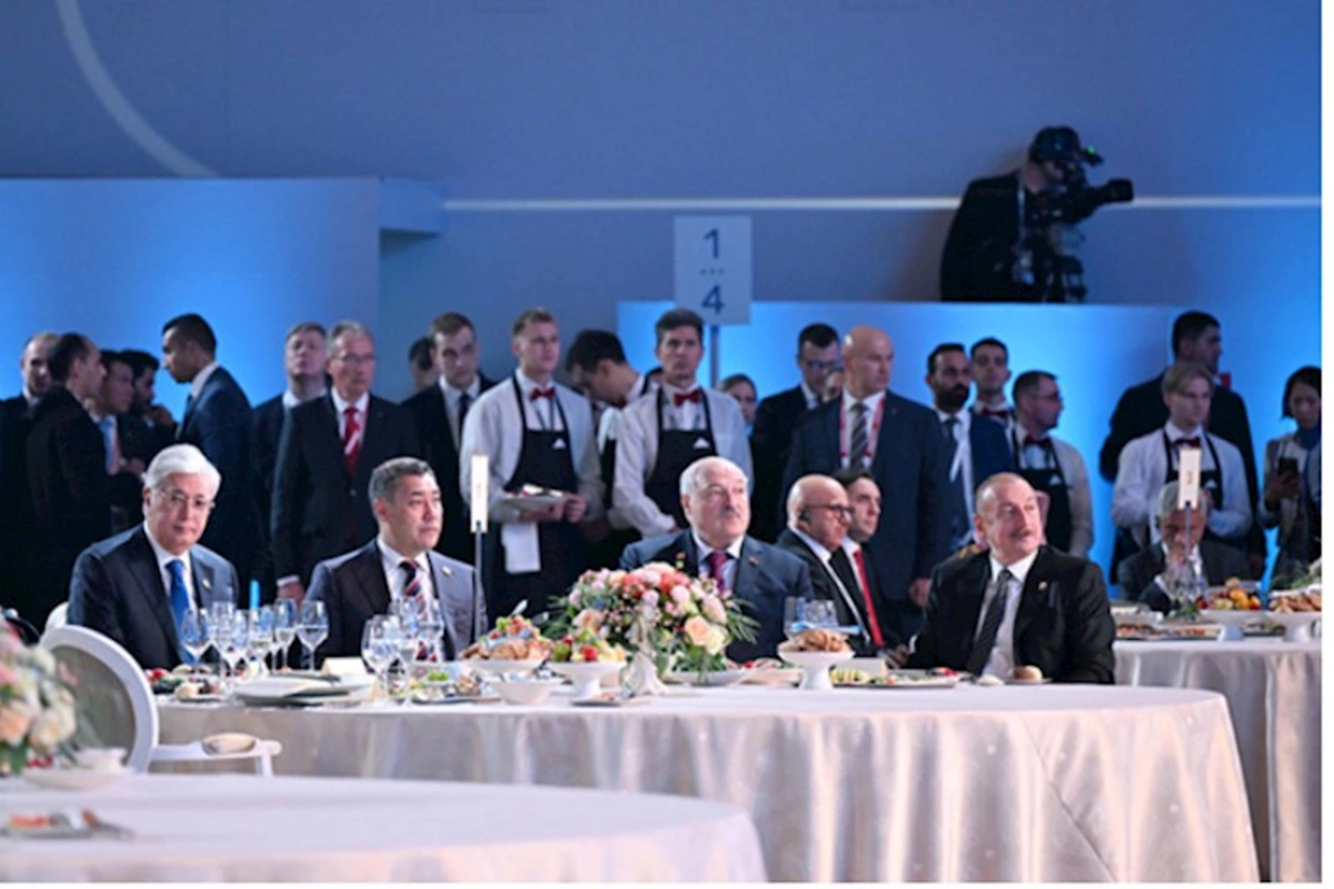 Prezidentlərə təqdim olunan yemək menyusu — FOTO