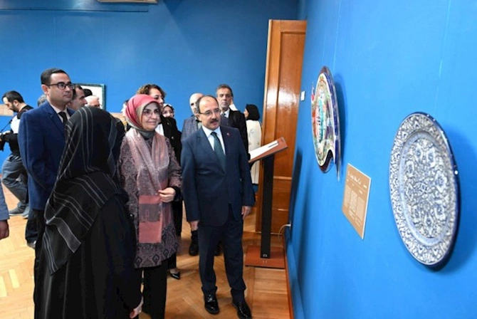 Bakıda beynəlxalq sərgi açılıb — FOTOLAR