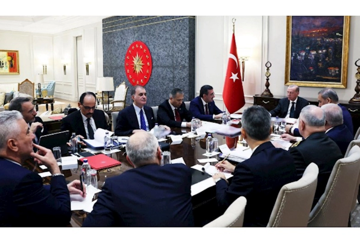 Ərdoğanın sədrliyi ilə təhlükəsizlik iclası keçirilib