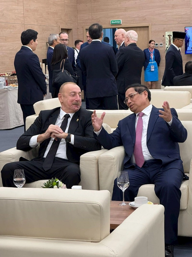 İlham Əliyev Vyetnamın Baş naziri ilə görüşdü