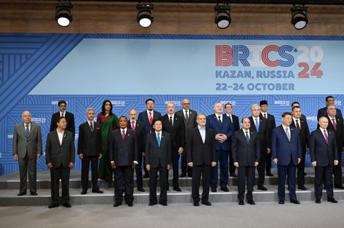 XVI BRİCS Sammiti: İlham Əliyev plenar iclasda çıxış edib — FOTOLAR (YENİLƏNİB) XVI BRİCS Sammiti: İlham Əliyev plenar iclasda çıxış edib — FOTOLAR (YENİLƏNİB)
