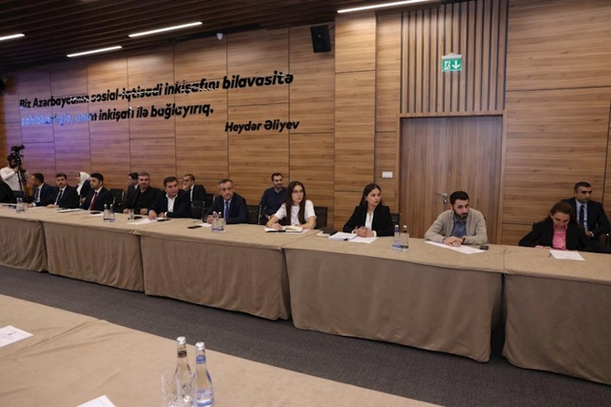 Media qurumları ilə görüş keçirilib — FOTOLAR Media qurumları ilə görüş keçirilib — FOTOLAR