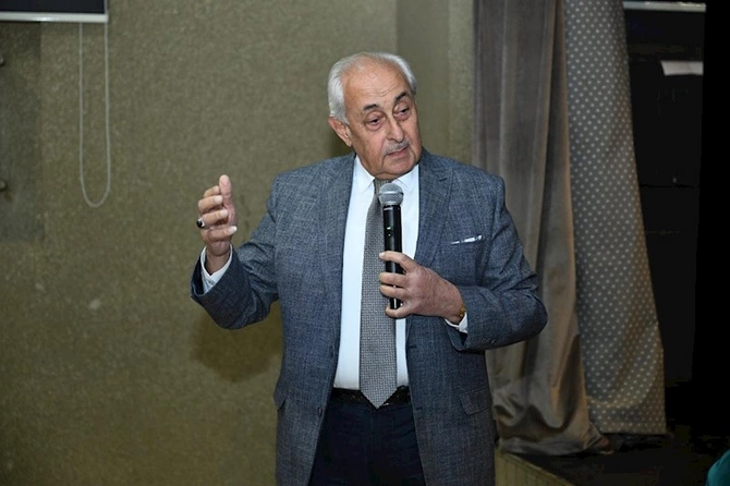 Adil Kərimli Mədəniyyət və İncəsənət Universitetinin kollektivi ilə görüşüb — FOTOLAR