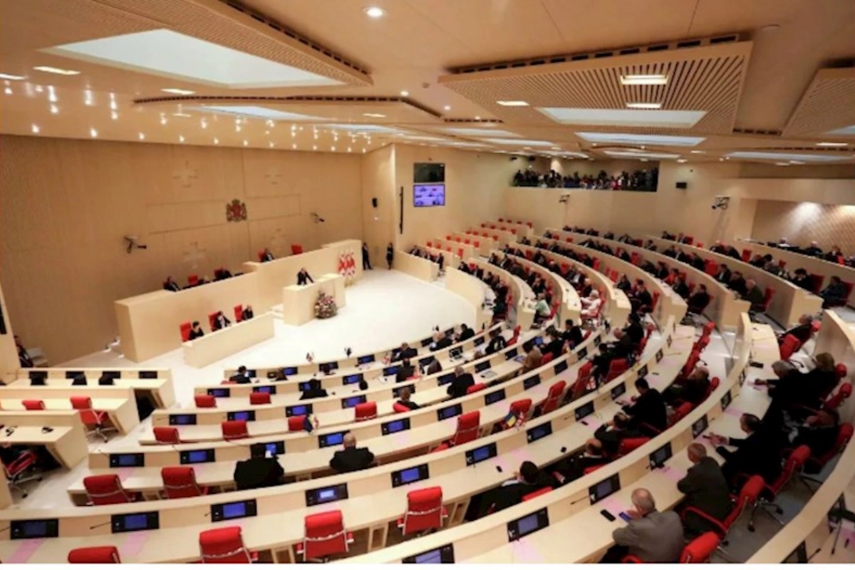 Gürcüstanın yeni parlamentinin ilk iclasının vaxtı açıqlandı